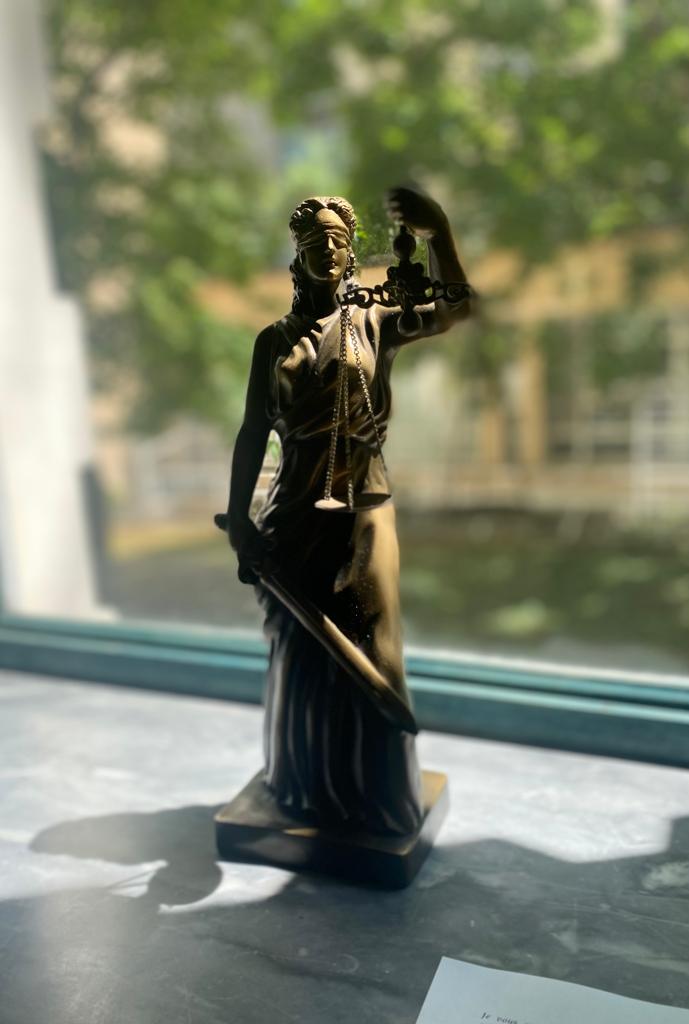 Salon statue cLudo